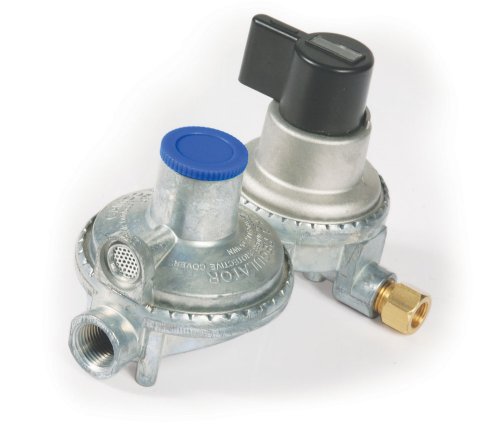 Camco 59005 RV Propane Double-Stage Auto-Changeover Regulator