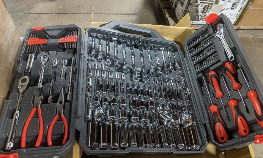 Crescent 180 Pc. Professional Tool Set