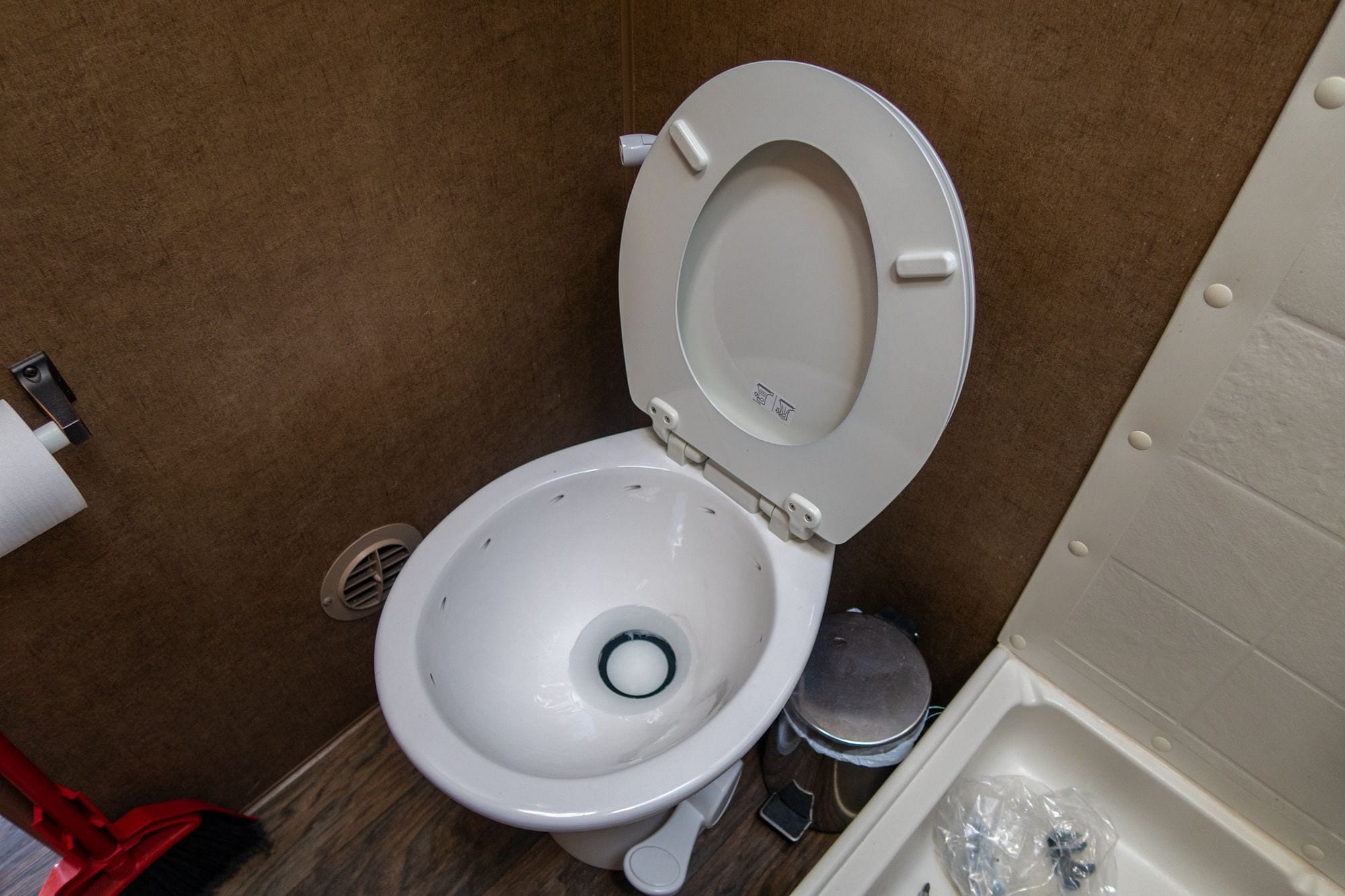 Dometic 320 Toilet Problems
